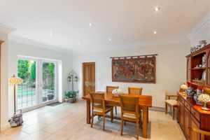 Photo 27- click for photo gallery